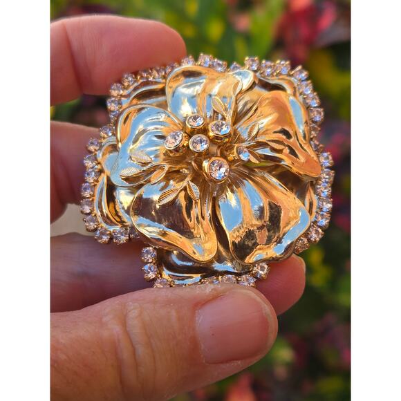 Gold Tone & Swarovski Crystal Marina Fossati Flower Brooch Made in Italy - Picture 2 of 7